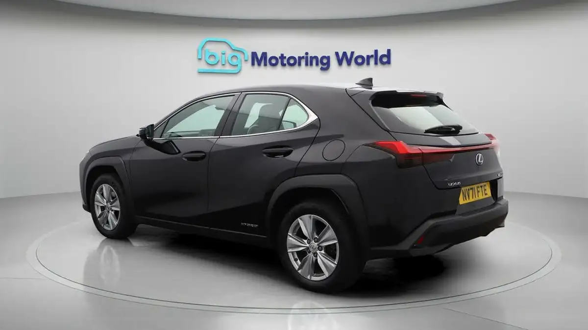 2022-lexus-ux-250h-20-ux-184bhp-without-navigation-big-5