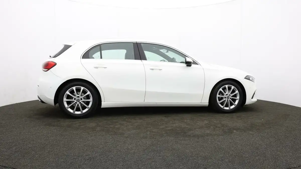2018-mercedes-benz-a-class-13-a200-sport-executivess-hatchback-5d-7g-dct-big-37