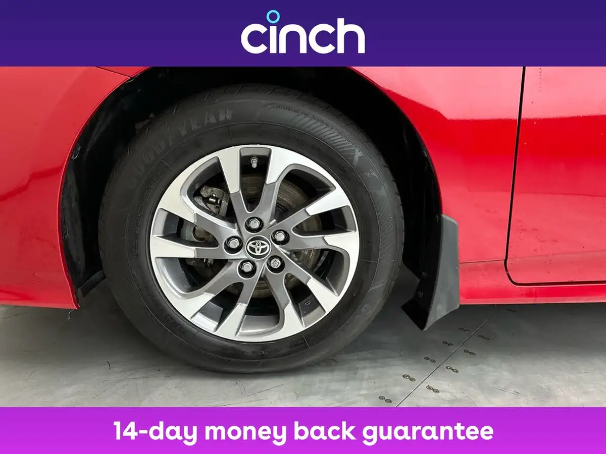 2021-toyota-prius-18-vvt-i-business-edition-plus-15in-alloys-cvt-big-23