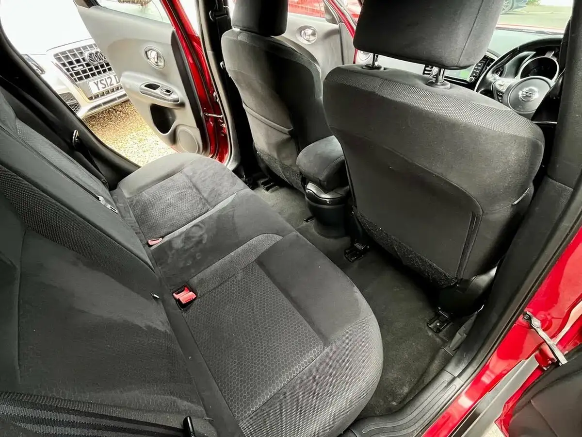2014-nissan-juke-12-acenta-premium-big-16