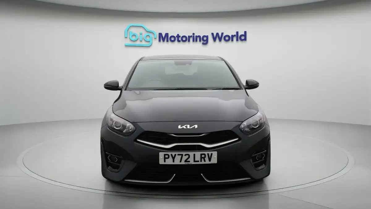 2022-kia-pro-ceed-15-t-gdi-gt-line-big-2