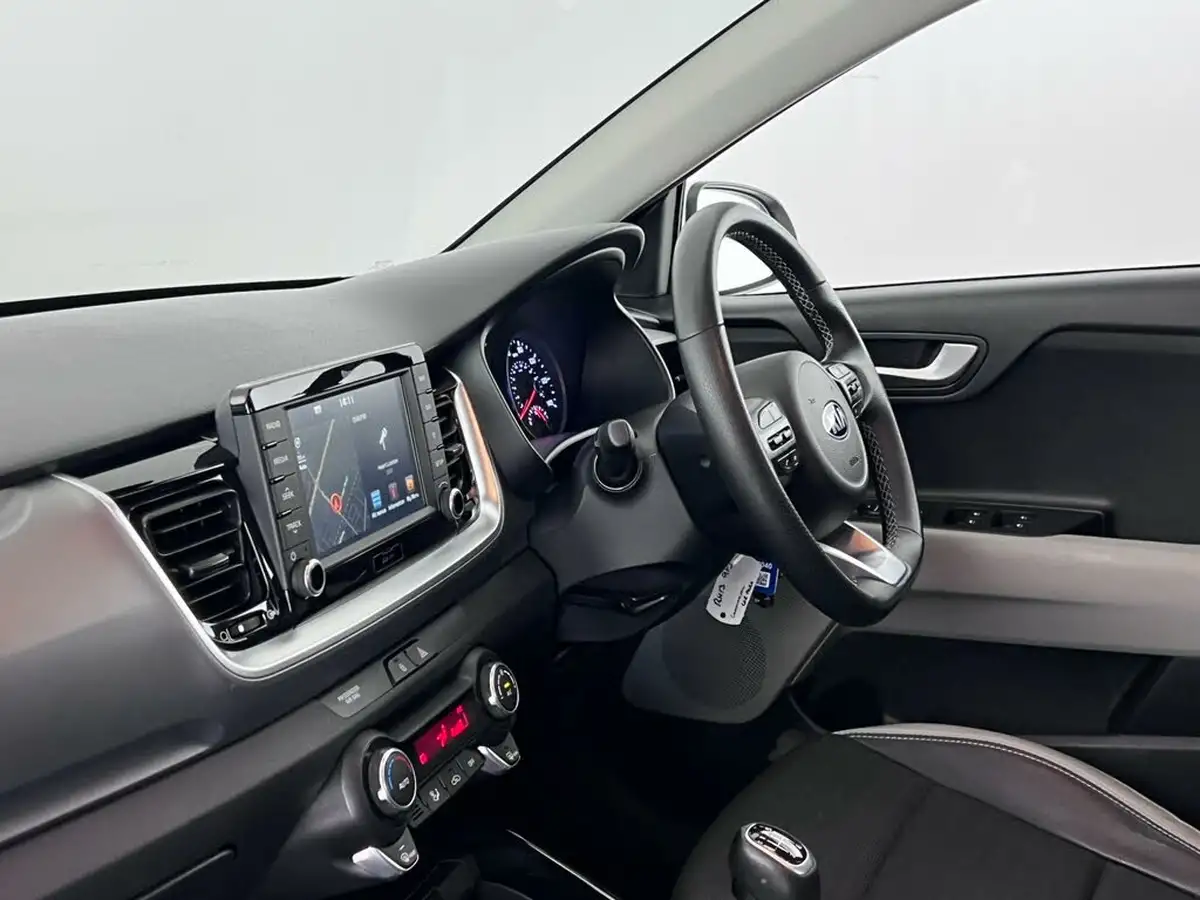 2019-kia-stonic-10-t-gdi-3-big-17