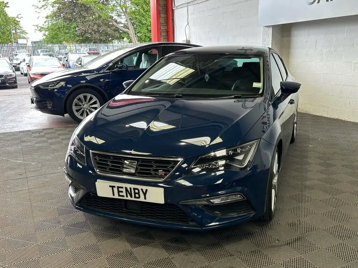 2018-seat-leon-18-tsi-fr-technology-hatchback-5d-dsg-big-3