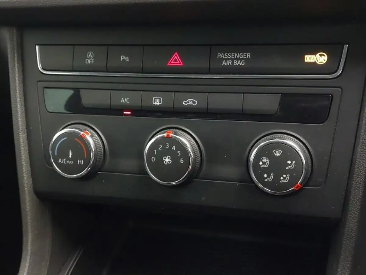 2020-seat-leon-10-tsi-evo-se-dynamic-big-12