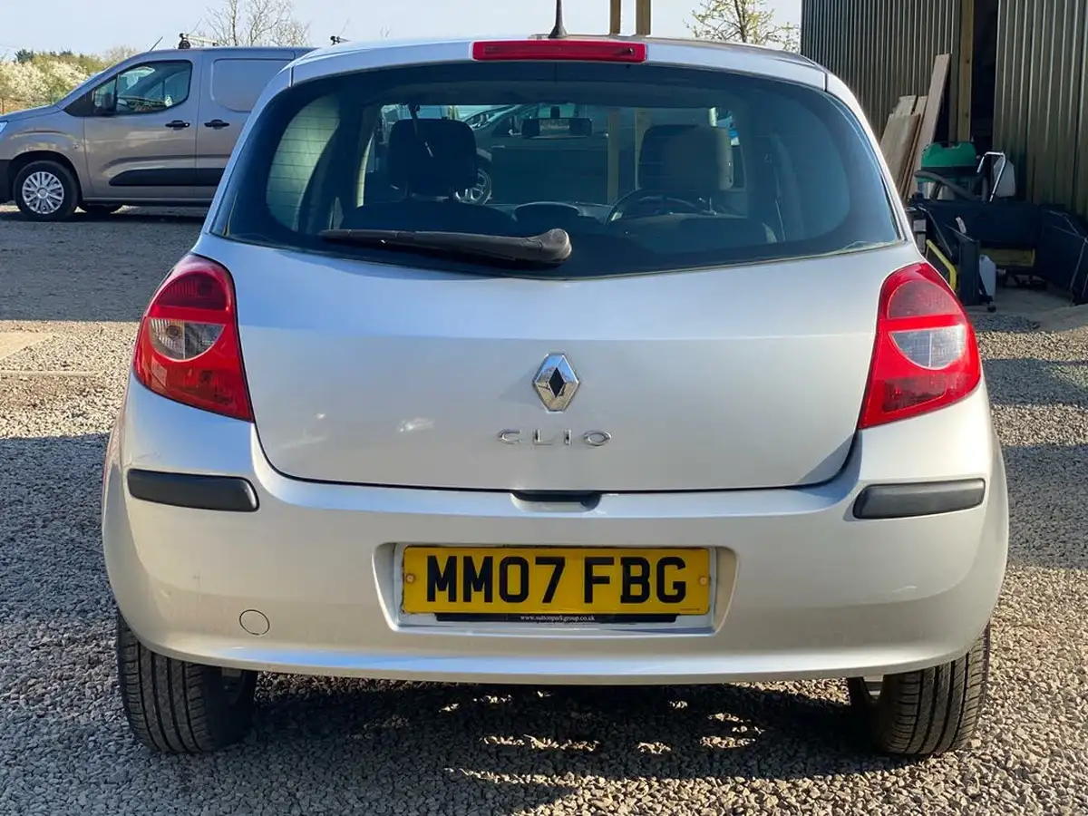 2007-renault-clio-12-dynamique-100bhp-5d-big-12