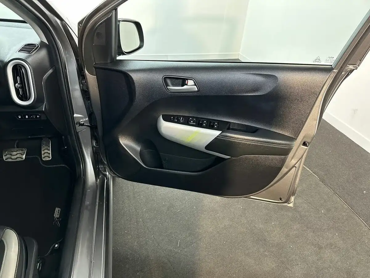 2023-kia-picanto-10-x-line-s-auto-seq-big-34