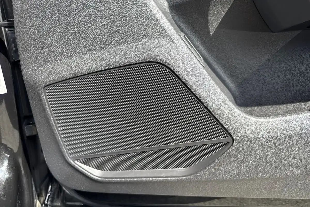 2019-audi-q3-20-40-tfsi-s-line-big-46