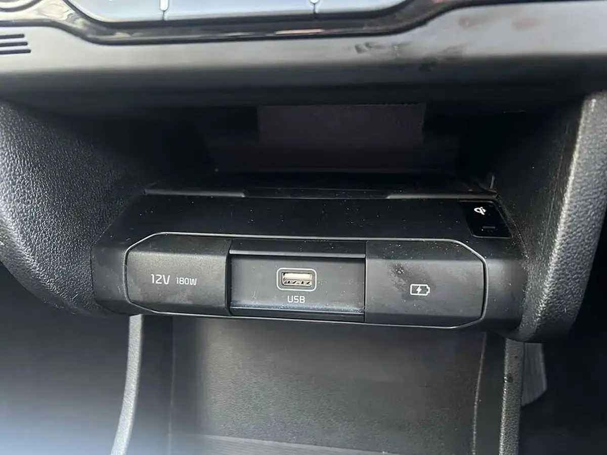 2020-kia-e-niro-ev-4-big-40
