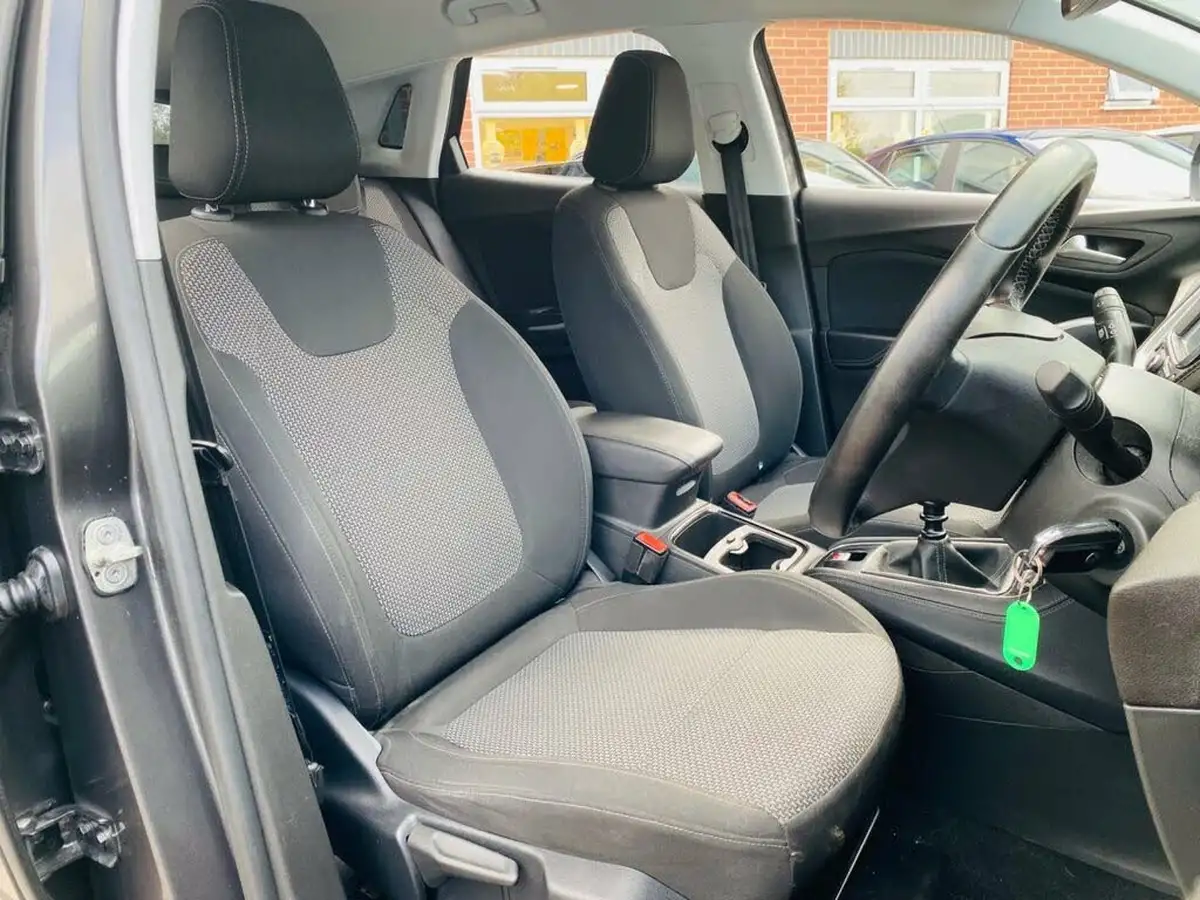 2018-vauxhall-grandland-x-12-se-130ps-big-11