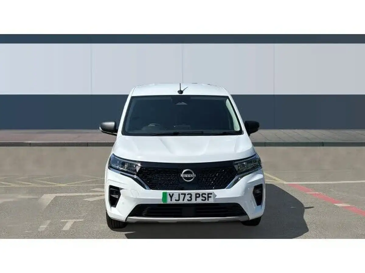 2023-nissan-townstar-e-45kwh-l1-tekna-big-2