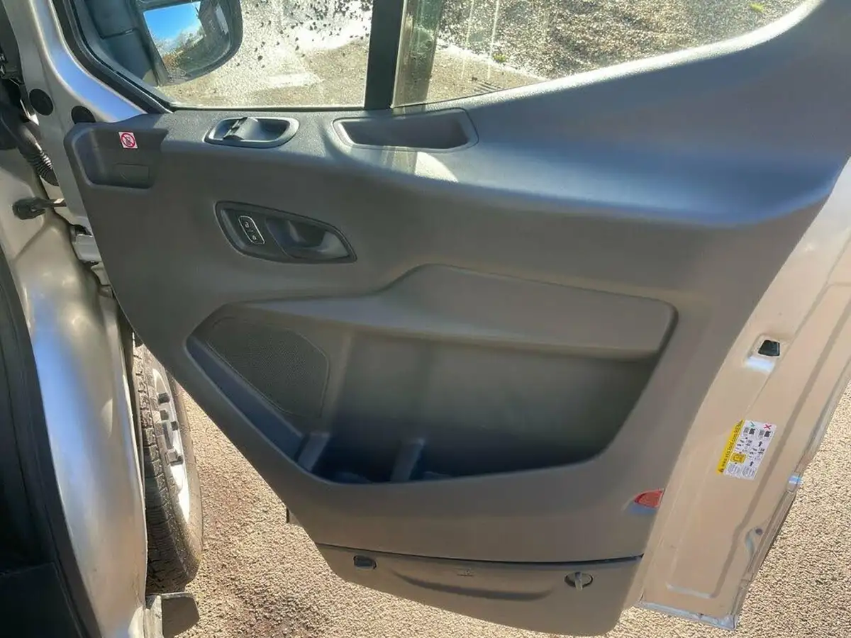 2019-ford-transit-20tdci-350-l2h2-leader-170pseu6dt-awd-panel-van-big-10