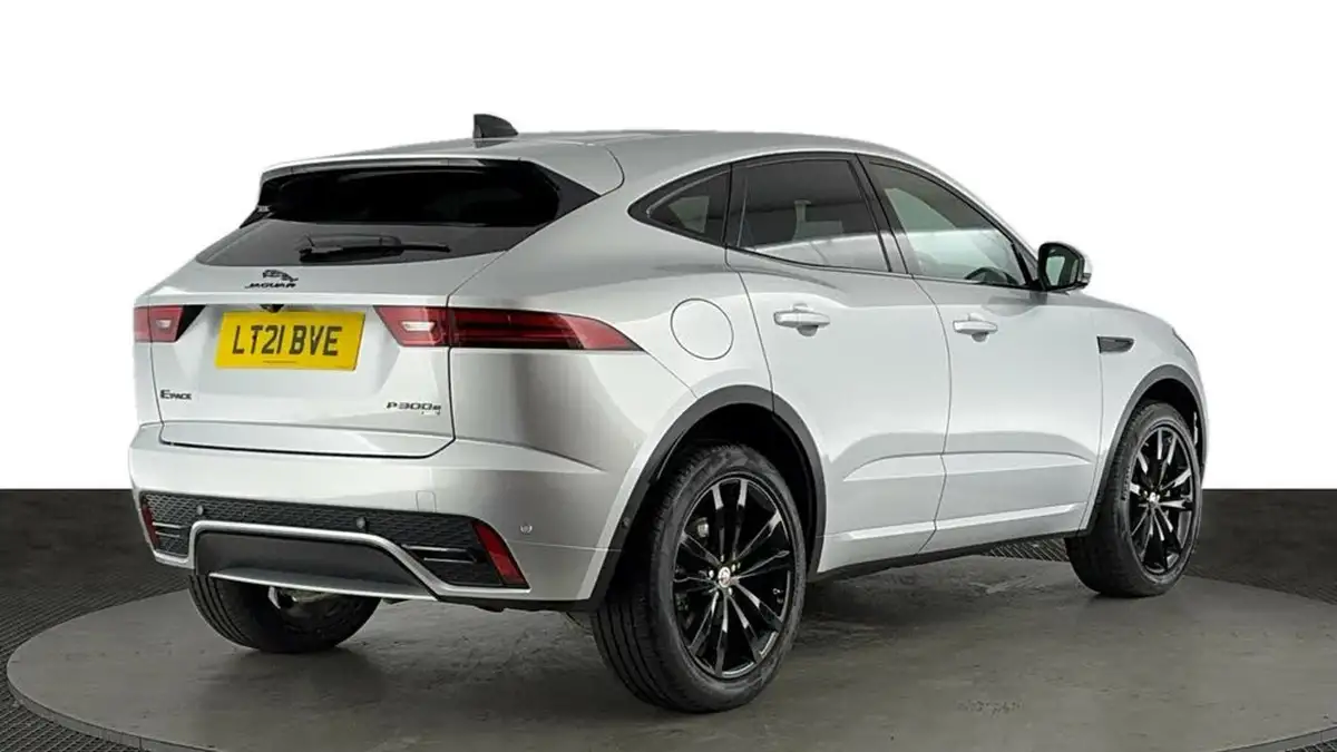 2021-jaguar-e-pace-15-p300e-r-dynamic-se-big-3