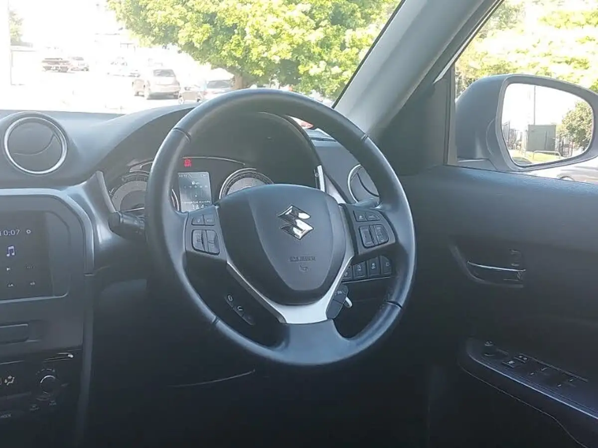 2022-suzuki-vitara-14-boosterjet-sz-t-big-10