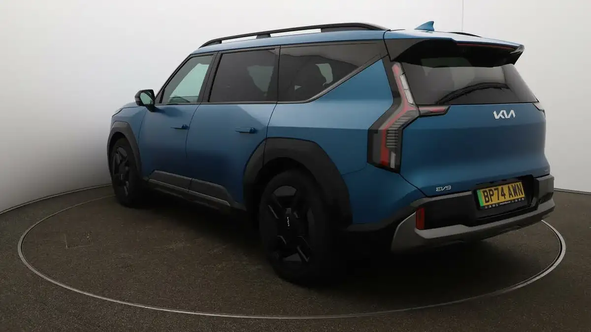 2025-kia-ev9-e-gt-line-s-7-big-65