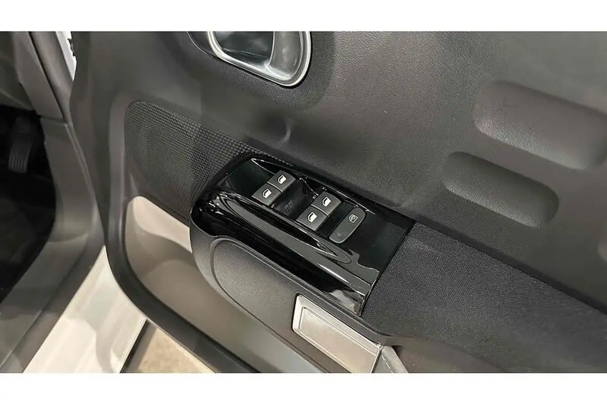 2021-citroen-c3-12-puretech-shine-plus-83ps-big-28