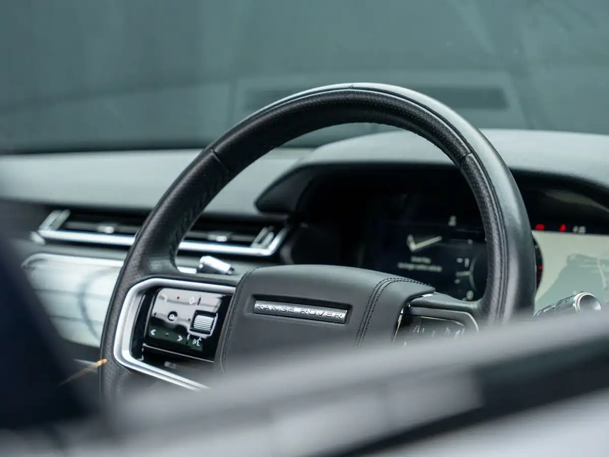 2022-land-rover-range-rover-velar-30-d300-r-dynamic-hse-big-40