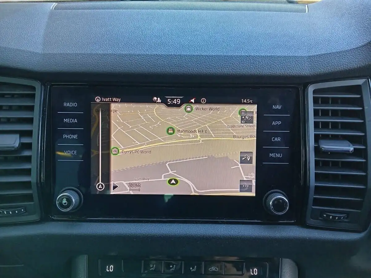 2021-skoda-kodiaq-15-tsi-se-drive-7-big-7