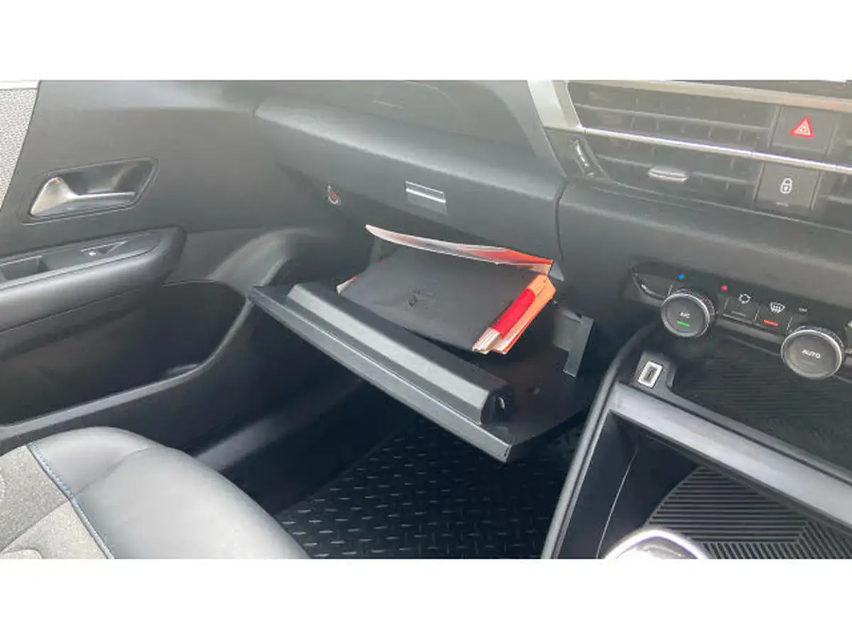 2021-citroen-c4-12-puretech-shine-130ps-big-50