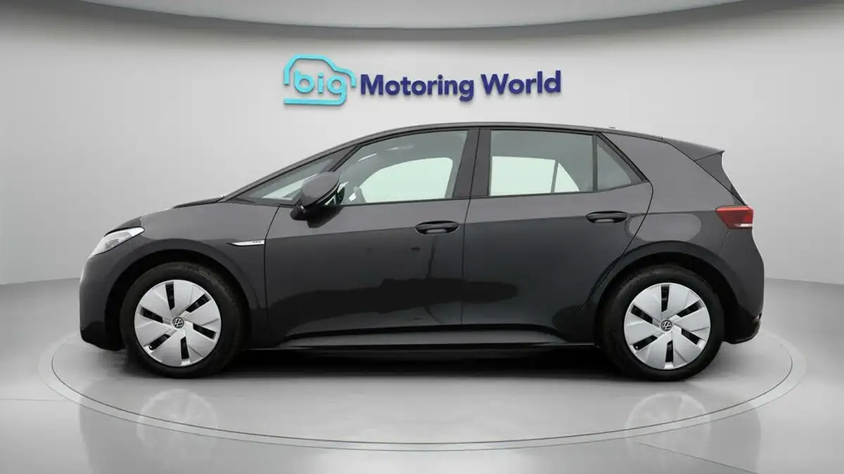 2022-volkswagen-id3-e-life-204ps-58kwh-pro-performance-big-3