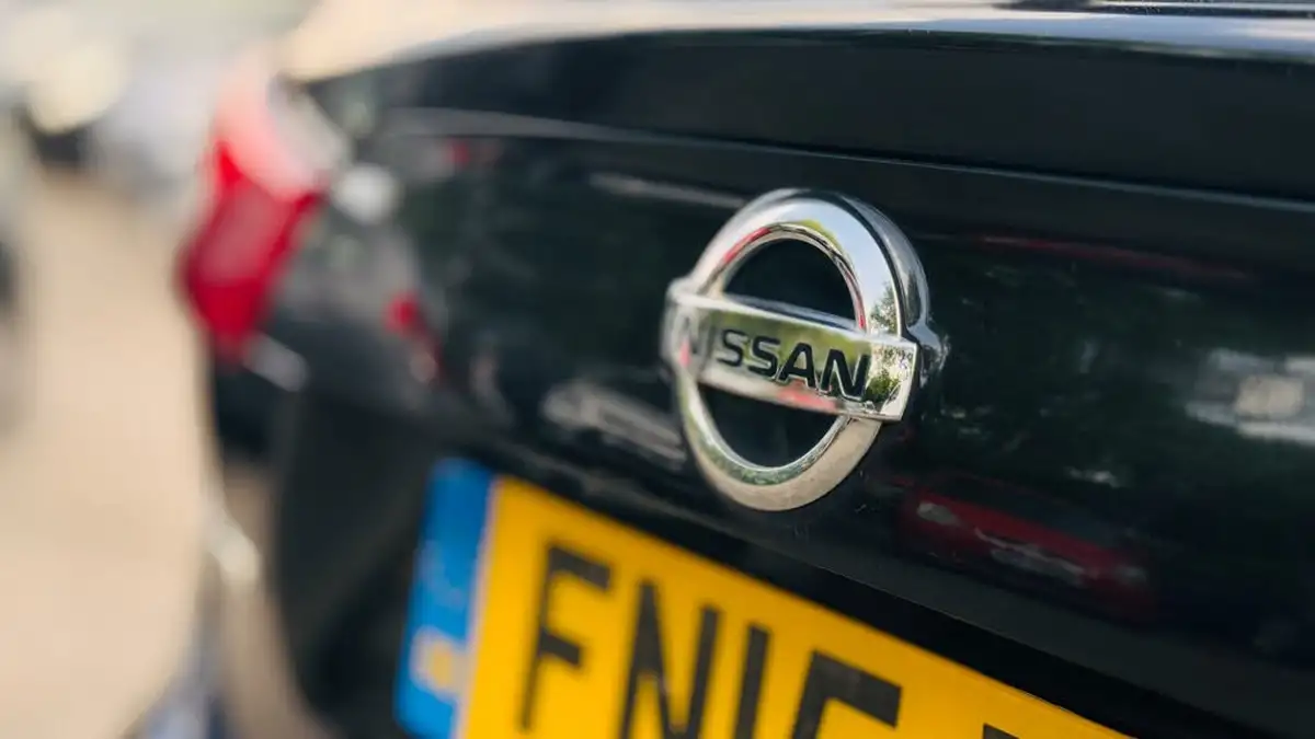 2015-nissan-qashqai-big-7
