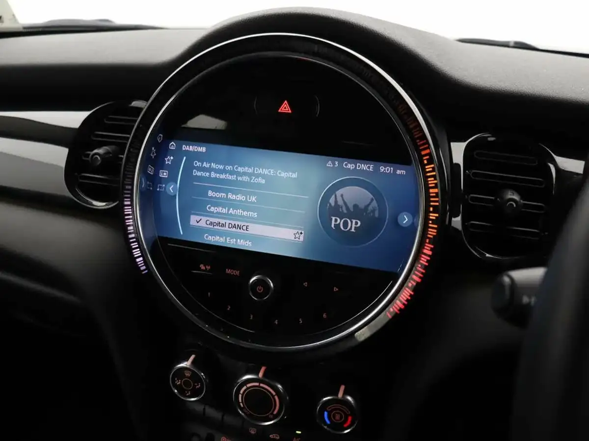 2022-mini-cooper-20-cooper-s-classic-hatchback-5d-big-24