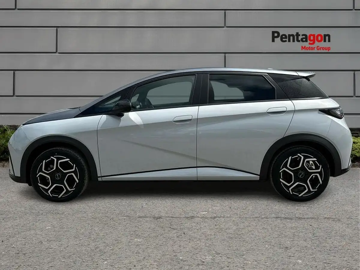 2025-byd-dolphin-e-design-big-14