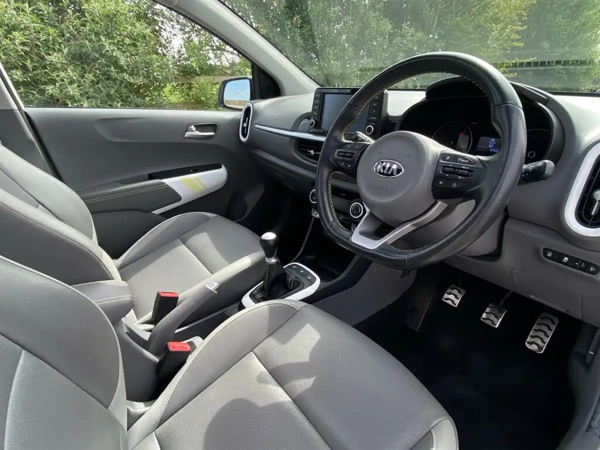 2018-kia-picanto-125-x-line-s-big-3