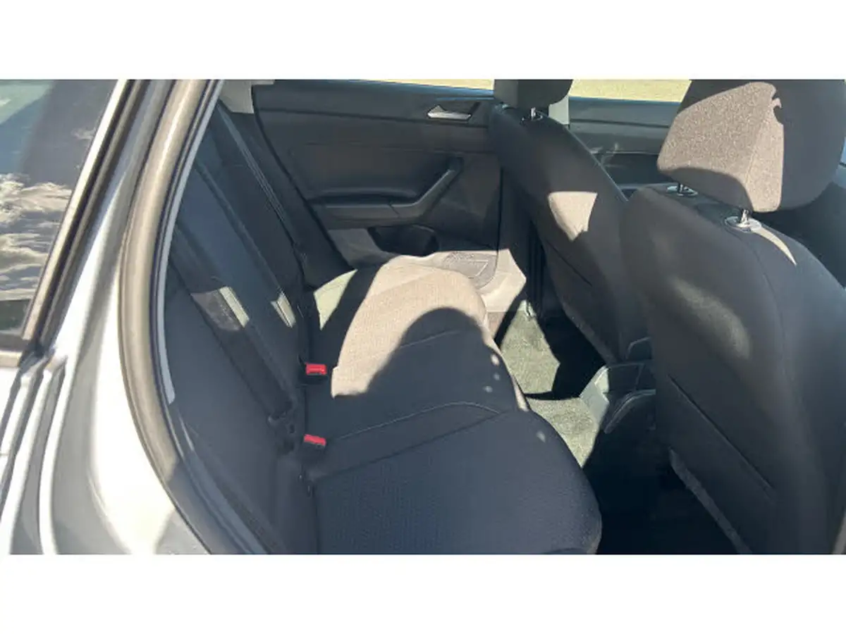 2018-volkswagen-polo-10-se-65ps-evo-big-15