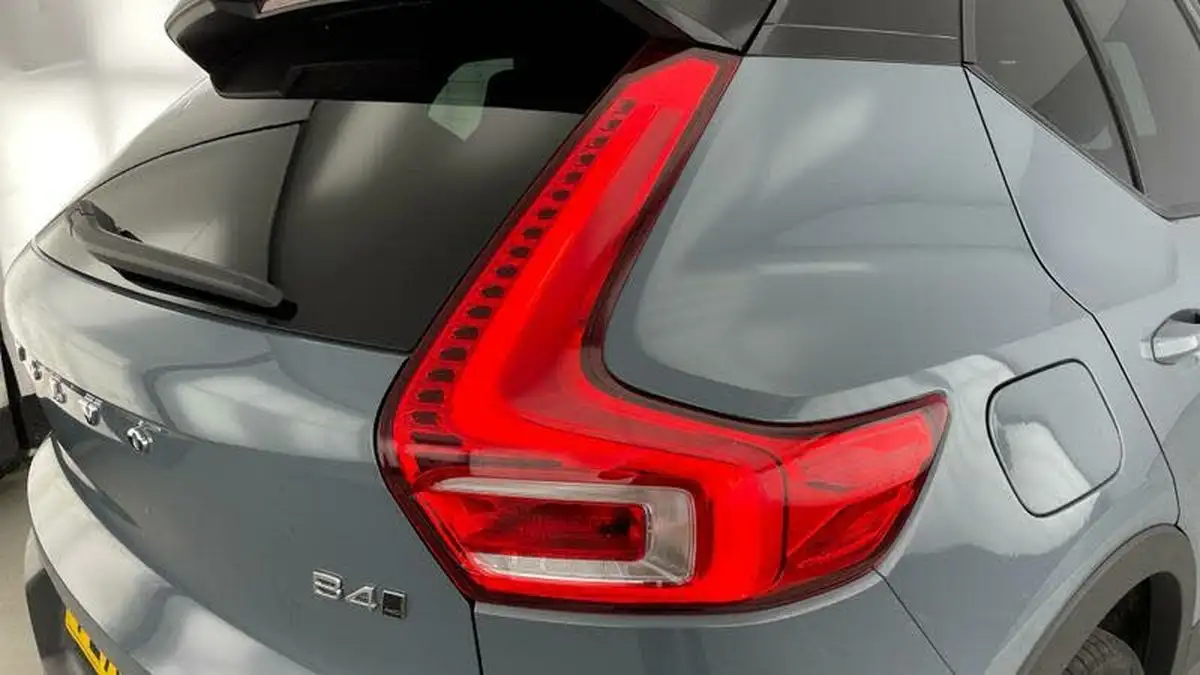 2021-volvo-xc40-20-b4-r-design-pro-194bhp-awd-auto-big-26