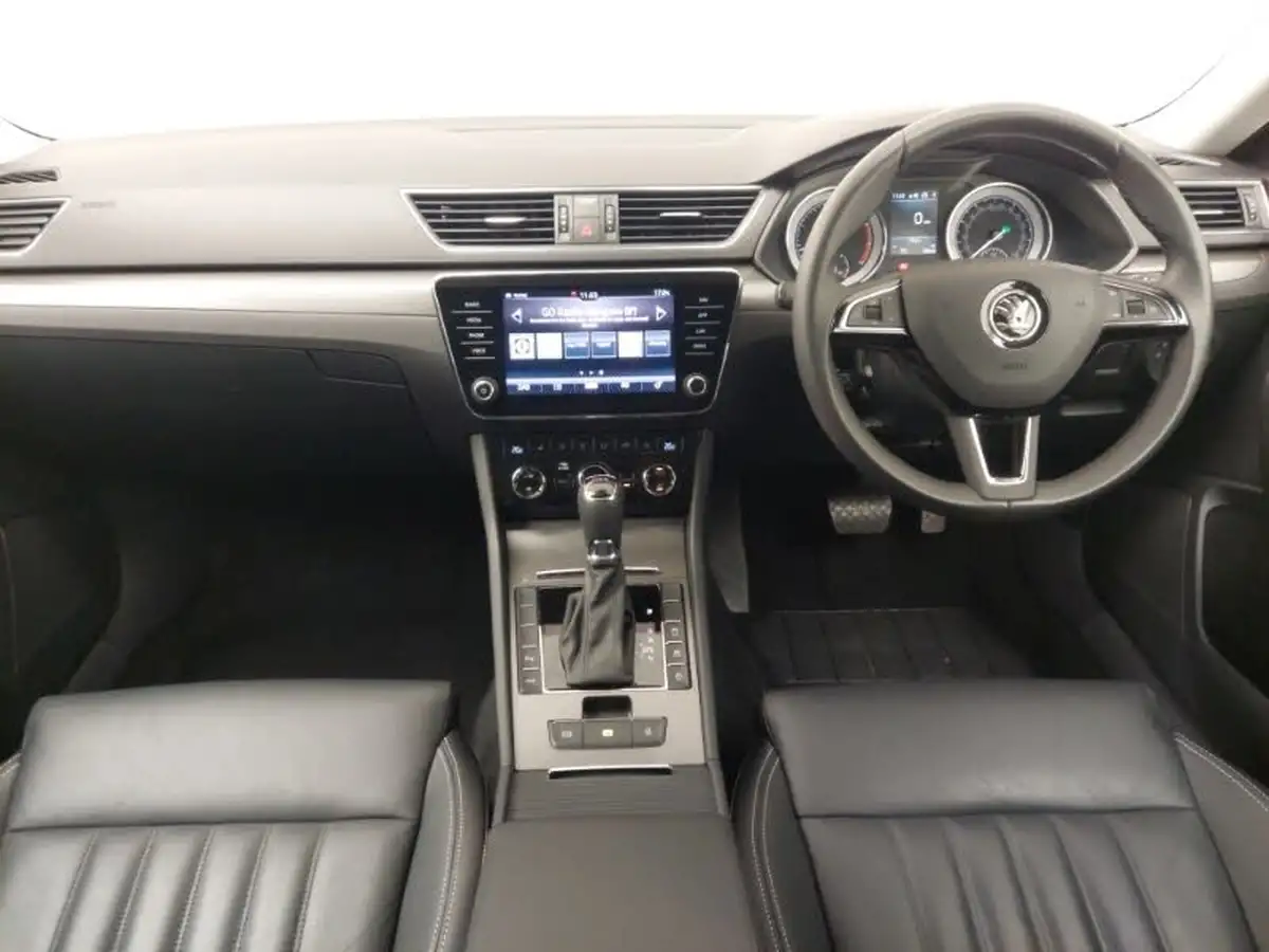 2019-skoda-superb-20-tsi-se-l-hatchback-big-2