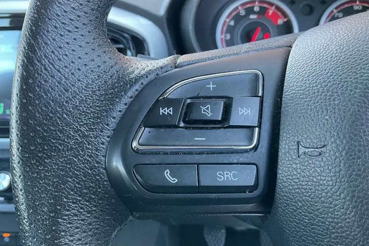 2022-mg-mg3-15-vti-tech-exclusive-nav-big-27