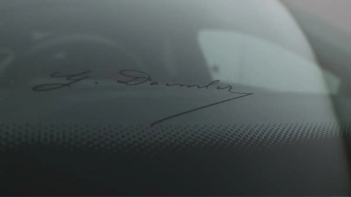 2021-mercedes-benz-cla-13-cla-180-amg-line-premium-plus-coupe-4d-big-23
