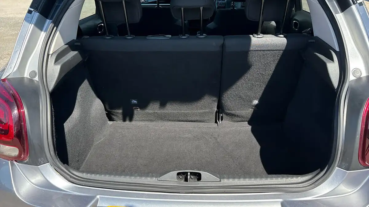 2018-citroen-c3-12-puretech-flair-110ps-ss-eat6-big-18