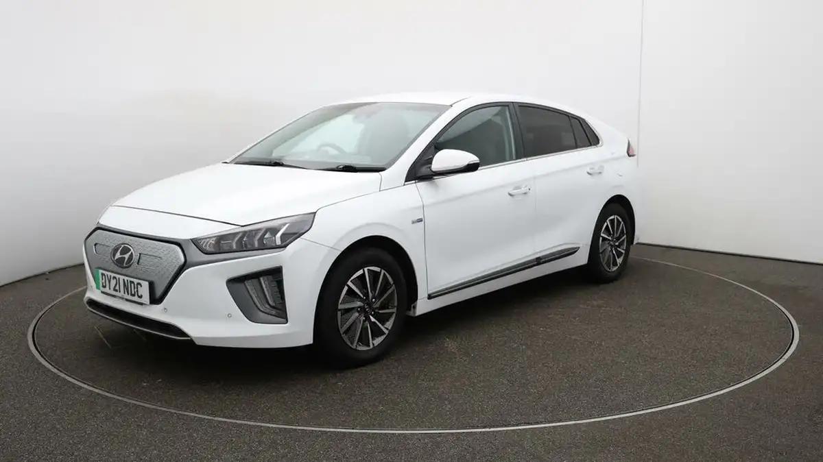 2021-hyundai-ioniq-e-premium-se-electric-100kw-big-72