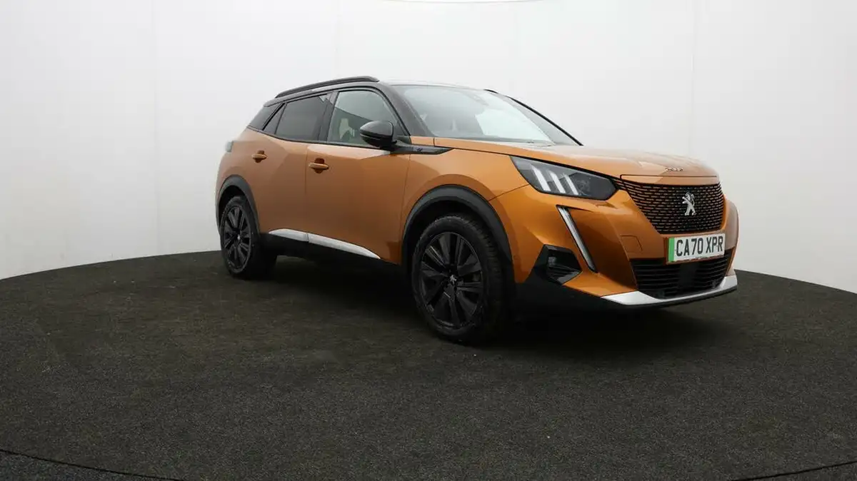 2021-peugeot-2008-suv-e-gt-big-76