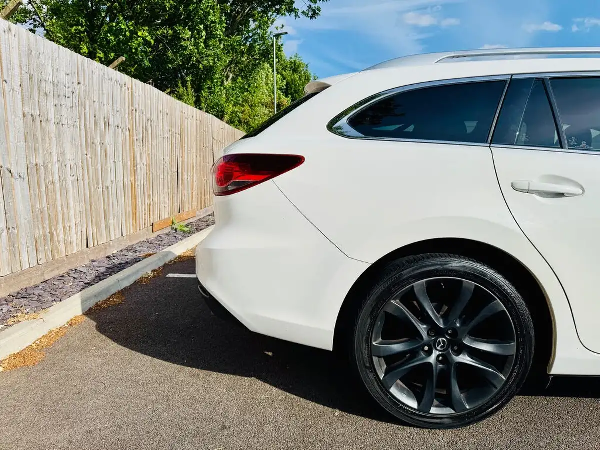 2014-mazda-mazda6-22td-sport-175ps-nav-tourer-5d-auto-big-41