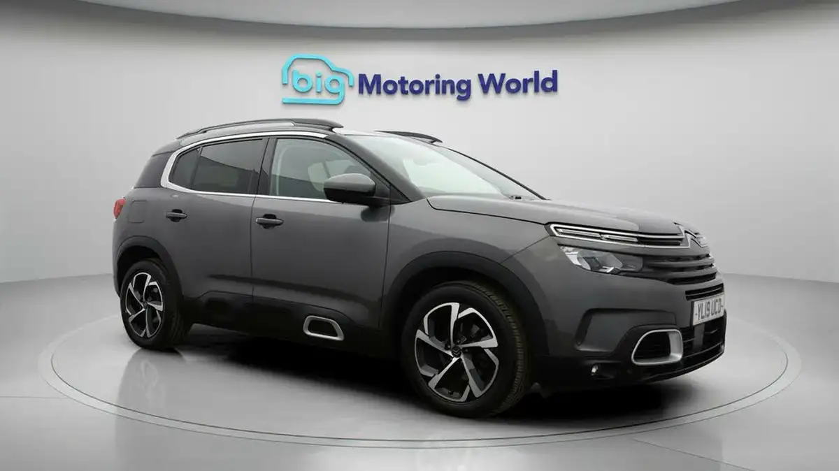 2019-citroen-c5-aircross-12-puretech-flair-big-0