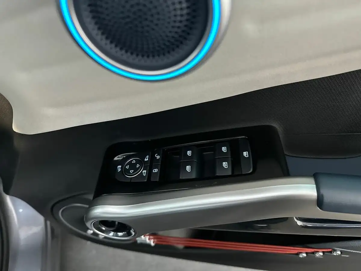 2024-byd-atto-3-e-design-big-24