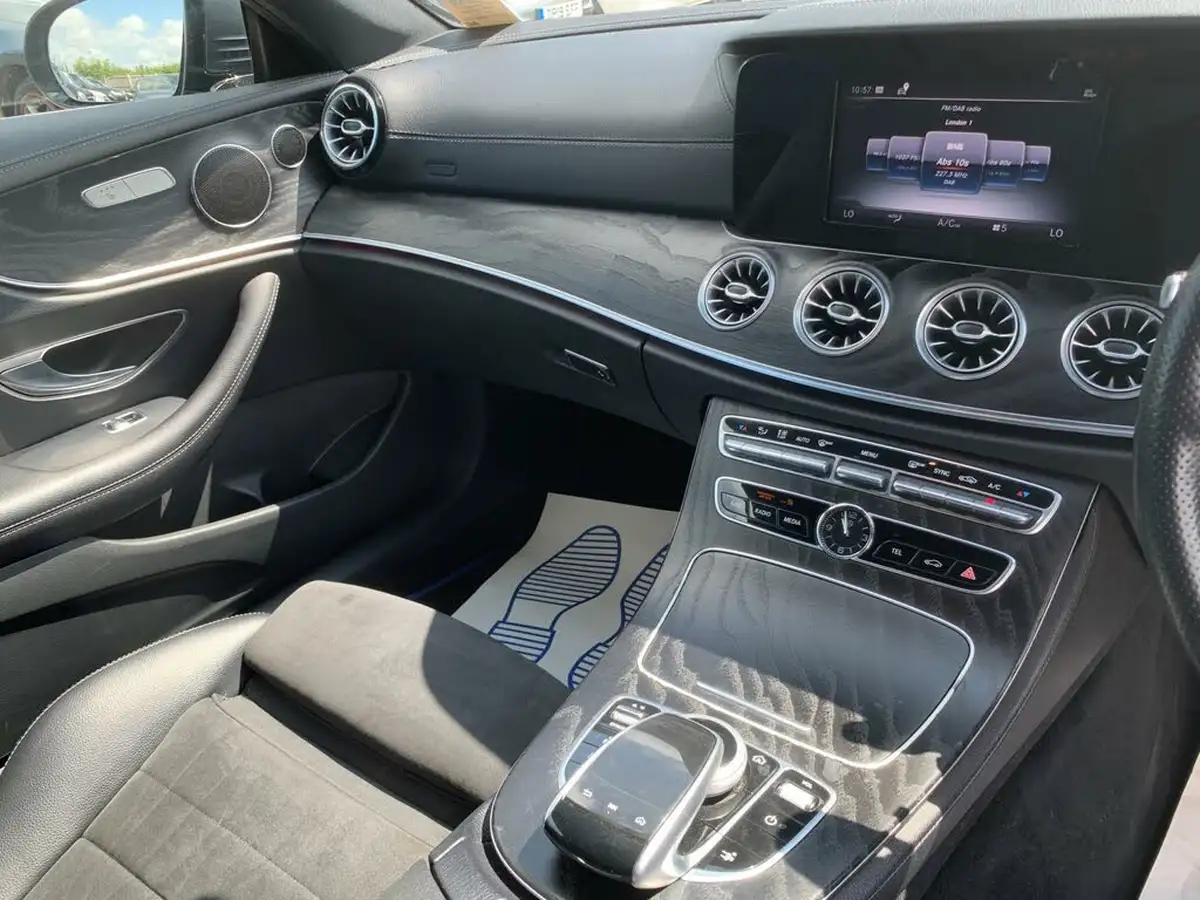 2018-mercedes-benz-e-class-20d-e220d-amg-line-ss-coupe-2d-big-21