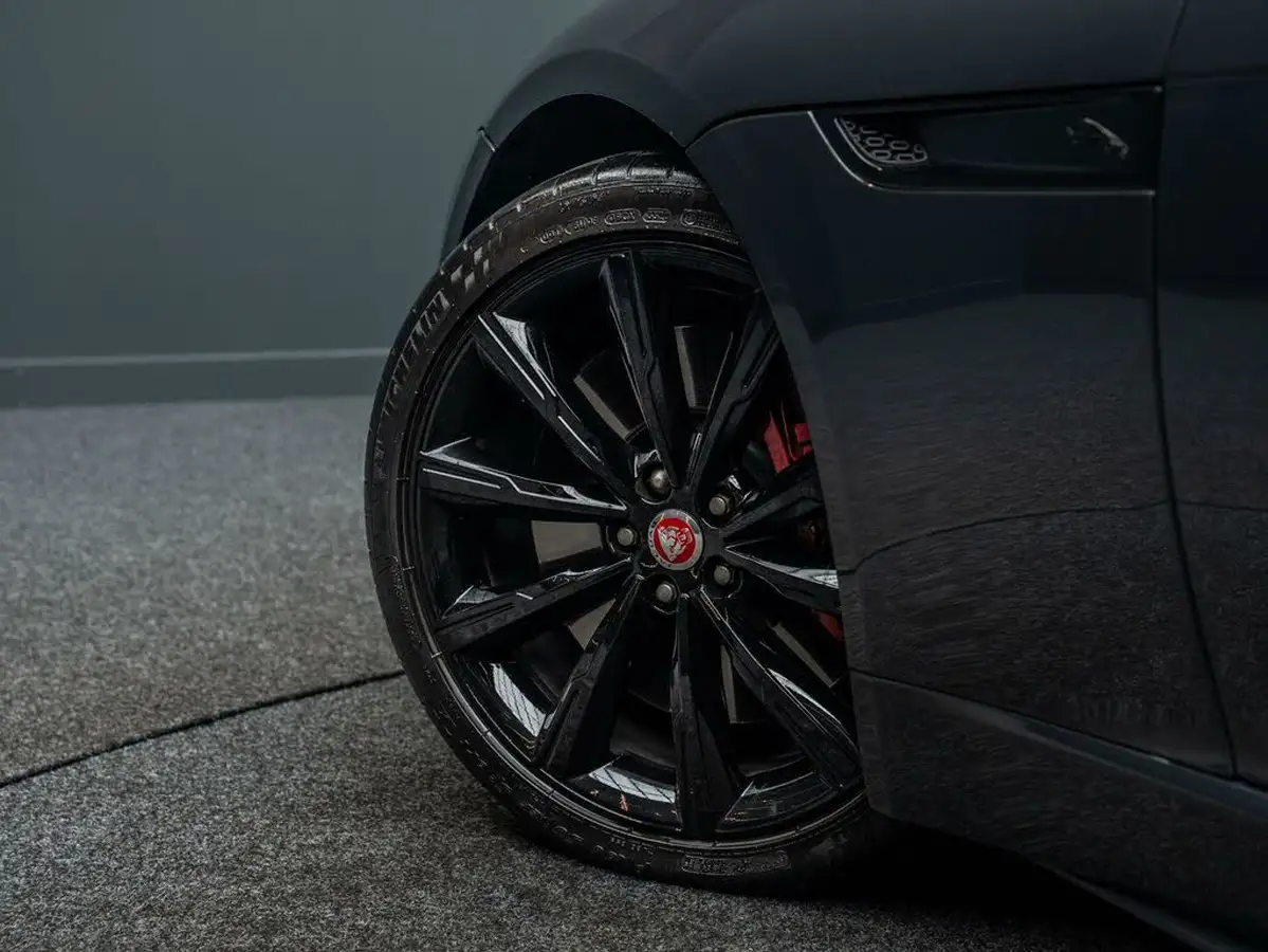 2020-jaguar-f-type-50-v8-sc-r-575ps-awd-coupe-big-12