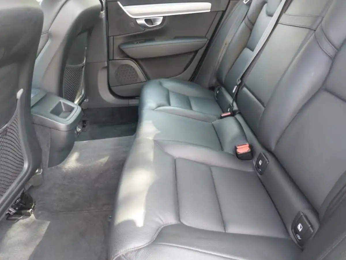 2020-volvo-s90-20-t4-momentum-plus-big-5