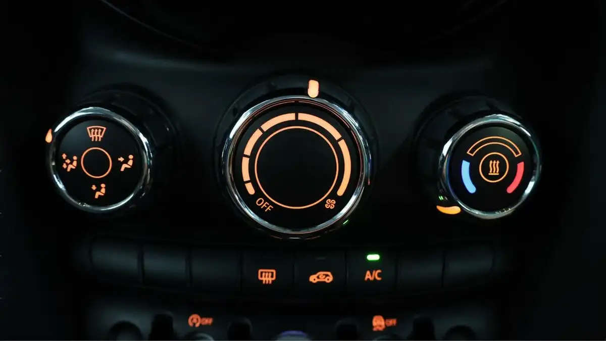 2019-mini-cooper-15-cooper-classic-hatchback-3d-big-11