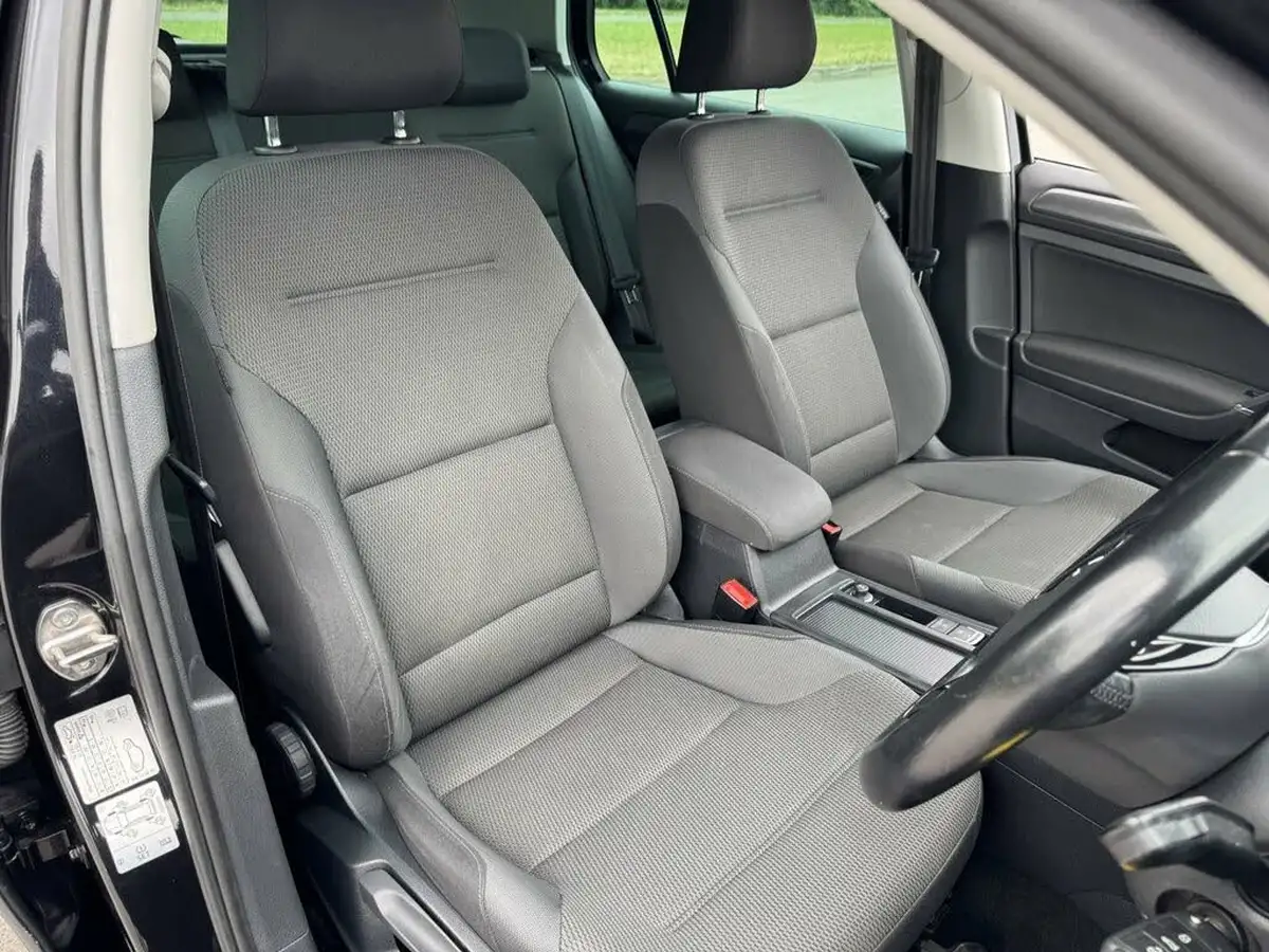 2020-volkswagen-golf-15-tsi-match-edition-150ps-hatchback-big-12
