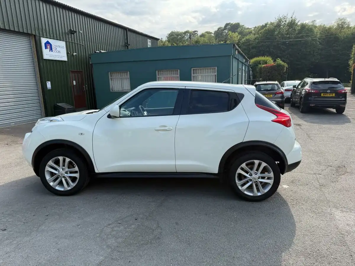 2013-nissan-juke-16-acenta-premium-big-5
