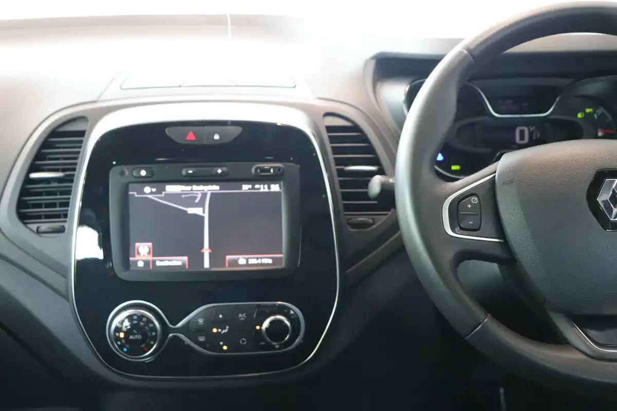 2017-renault-captur-15dci-dynamique-nav-90bhp-edc-auto-big-15