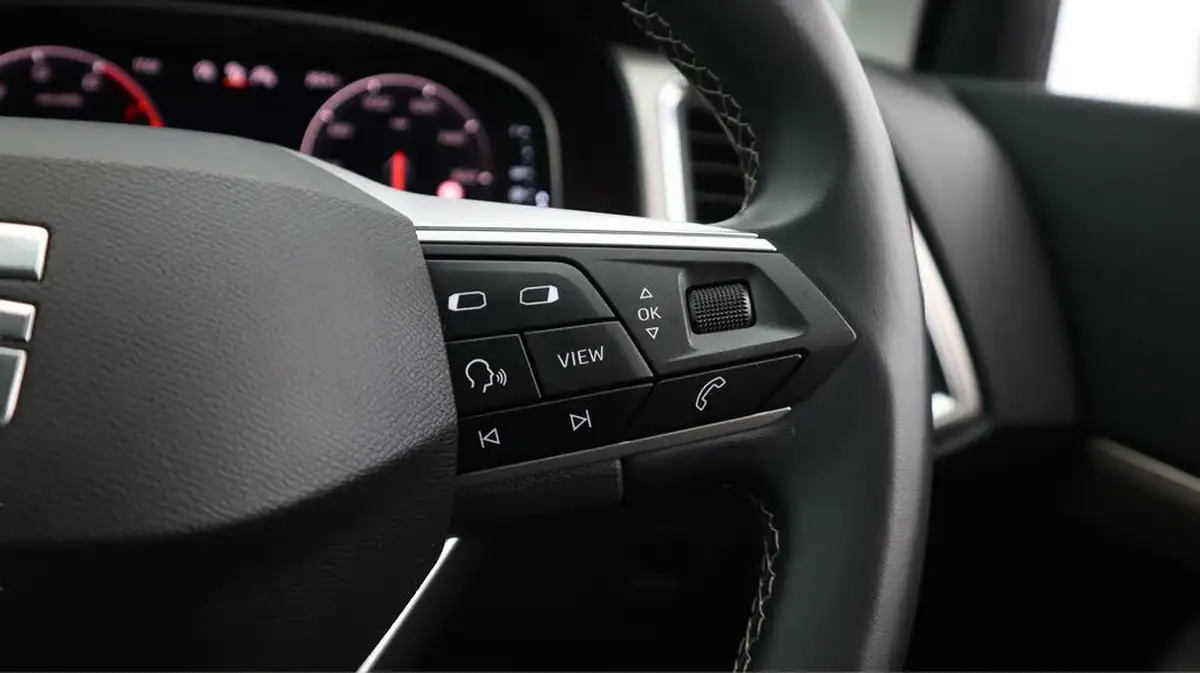 2022-seat-ateca-15-ecotsi-xperience-lux-dsg-big-26