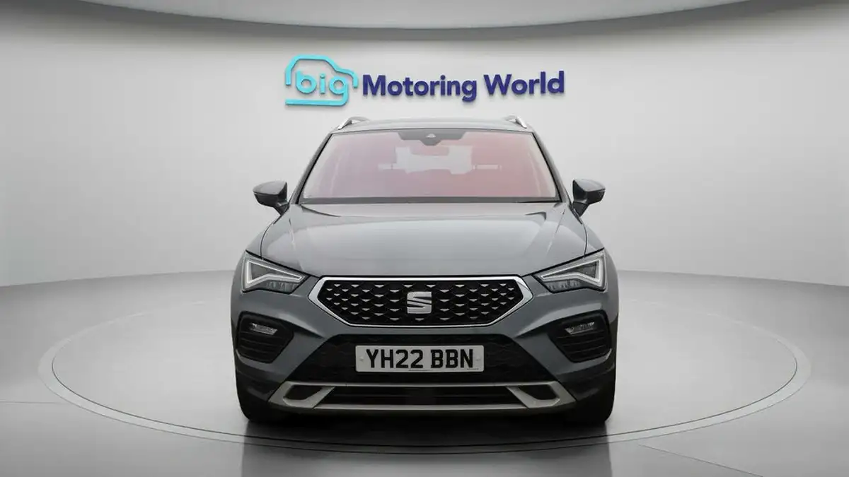 2022-seat-ateca-15-ecotsi-xperience-lux-dsg-big-2