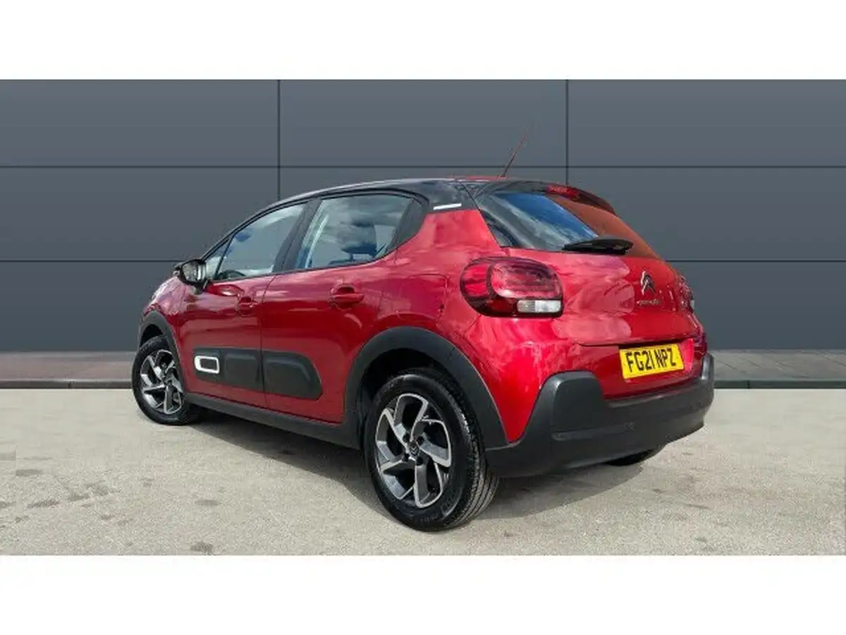 2021-citroen-c3-12-puretech-shine-83ps-big-1