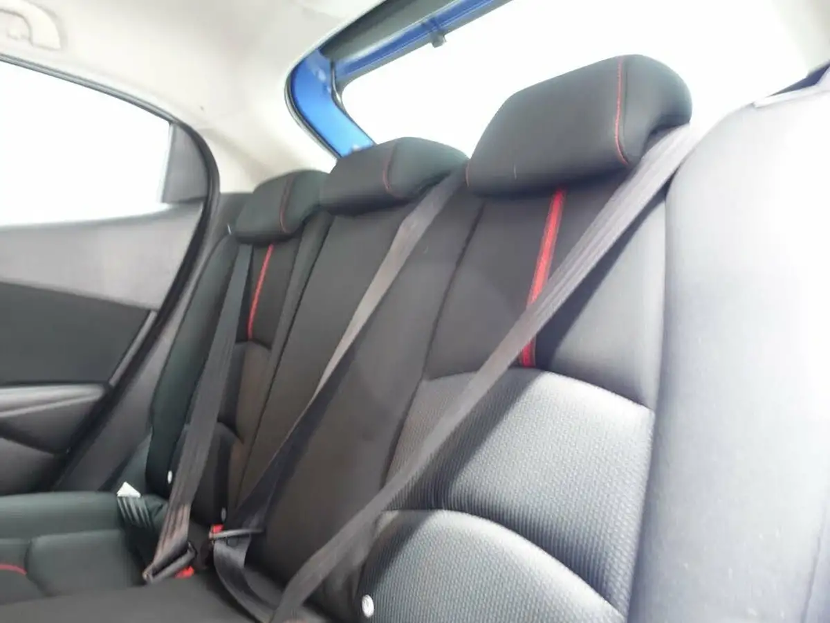 2016-mazda-mazda2-15td-sport-nav-big-16
