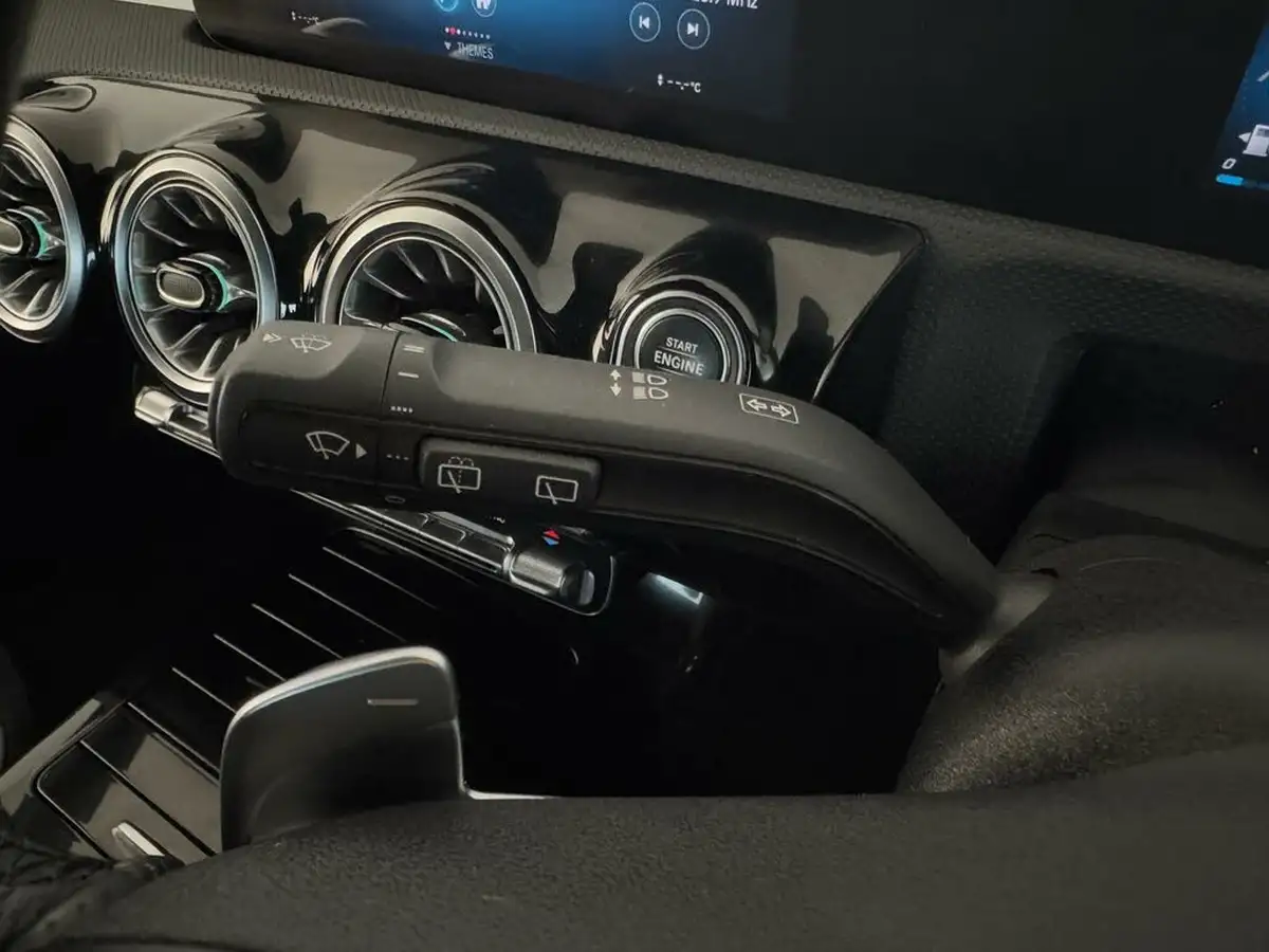 2022-mercedes-benz-a-class-13-a180-amg-line-executive-edition-hatchback-5d-7g-dct-big-63
